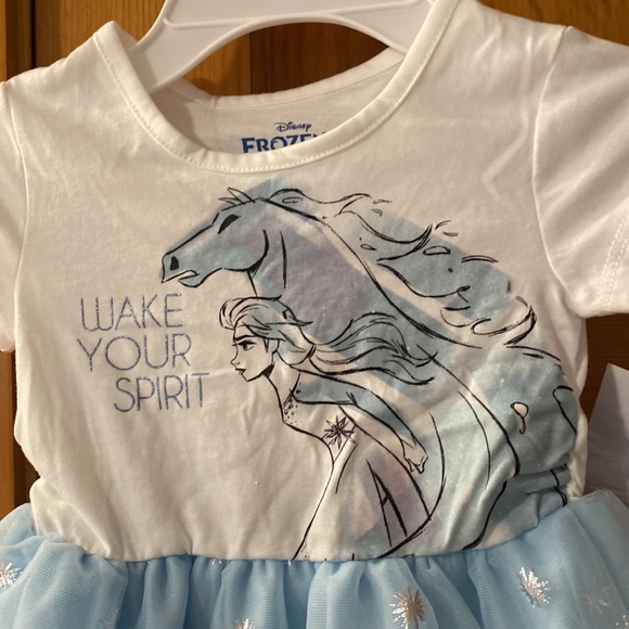 Disney Frozen II Elsa Wake Your Spirit Horse Princess Glitter Snowflake Dress 2T - Picture 2 of 8